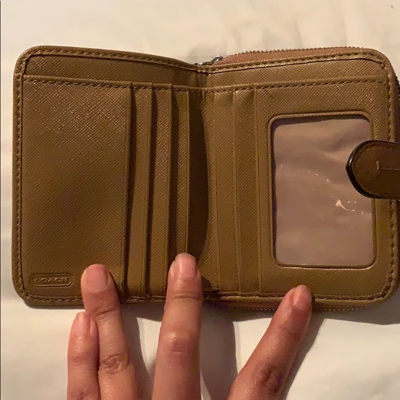 Coach Zipper Wallet - Picture 4 of 6